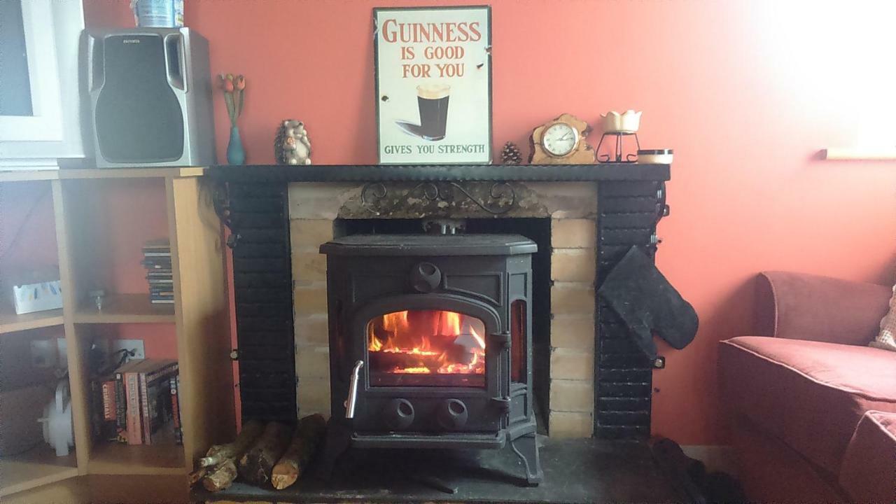 Cosy Lakeside Cottage John'S Hollow Headford Exterior photo